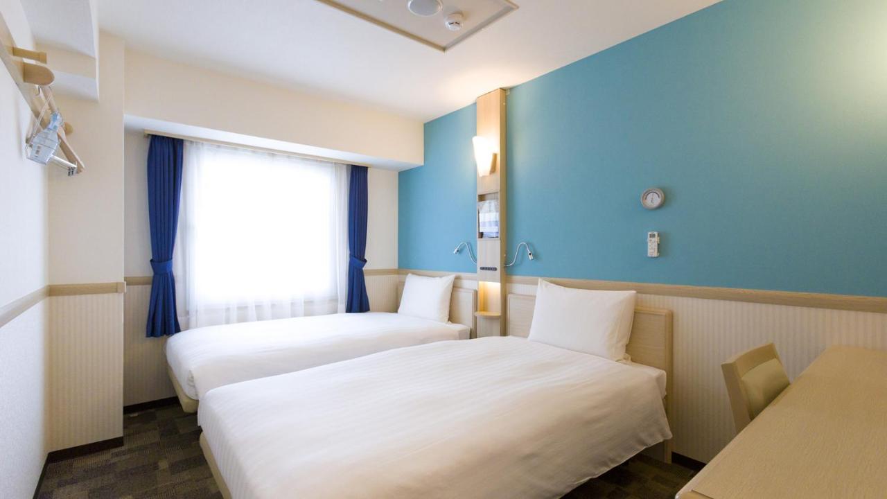 Toyoko Inn Iwakuni Eki Nishi Guchi Екстериор снимка