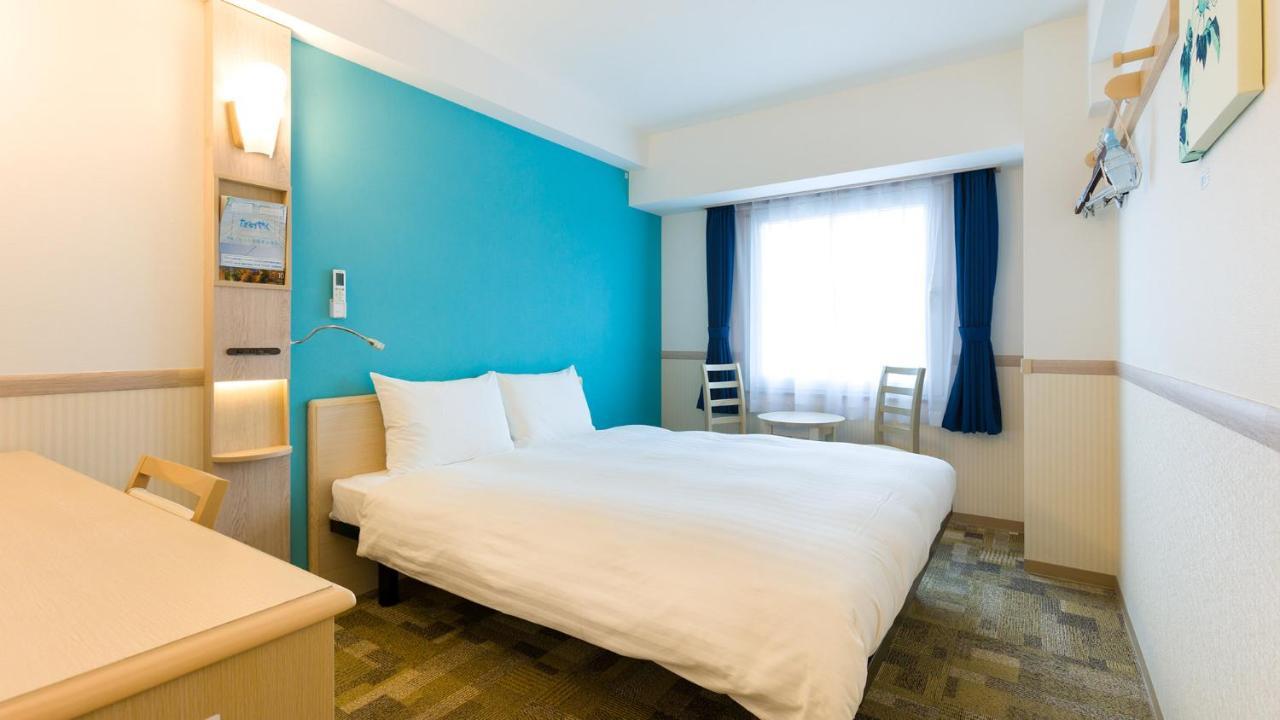 Toyoko Inn Iwakuni Eki Nishi Guchi Екстериор снимка