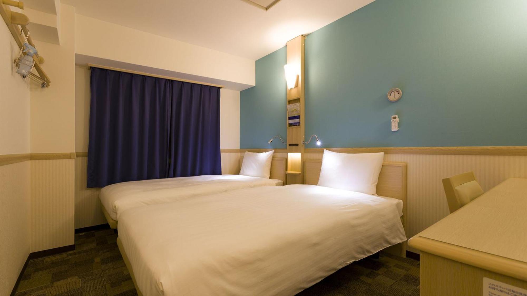 Toyoko Inn Iwakuni Eki Nishi Guchi Екстериор снимка