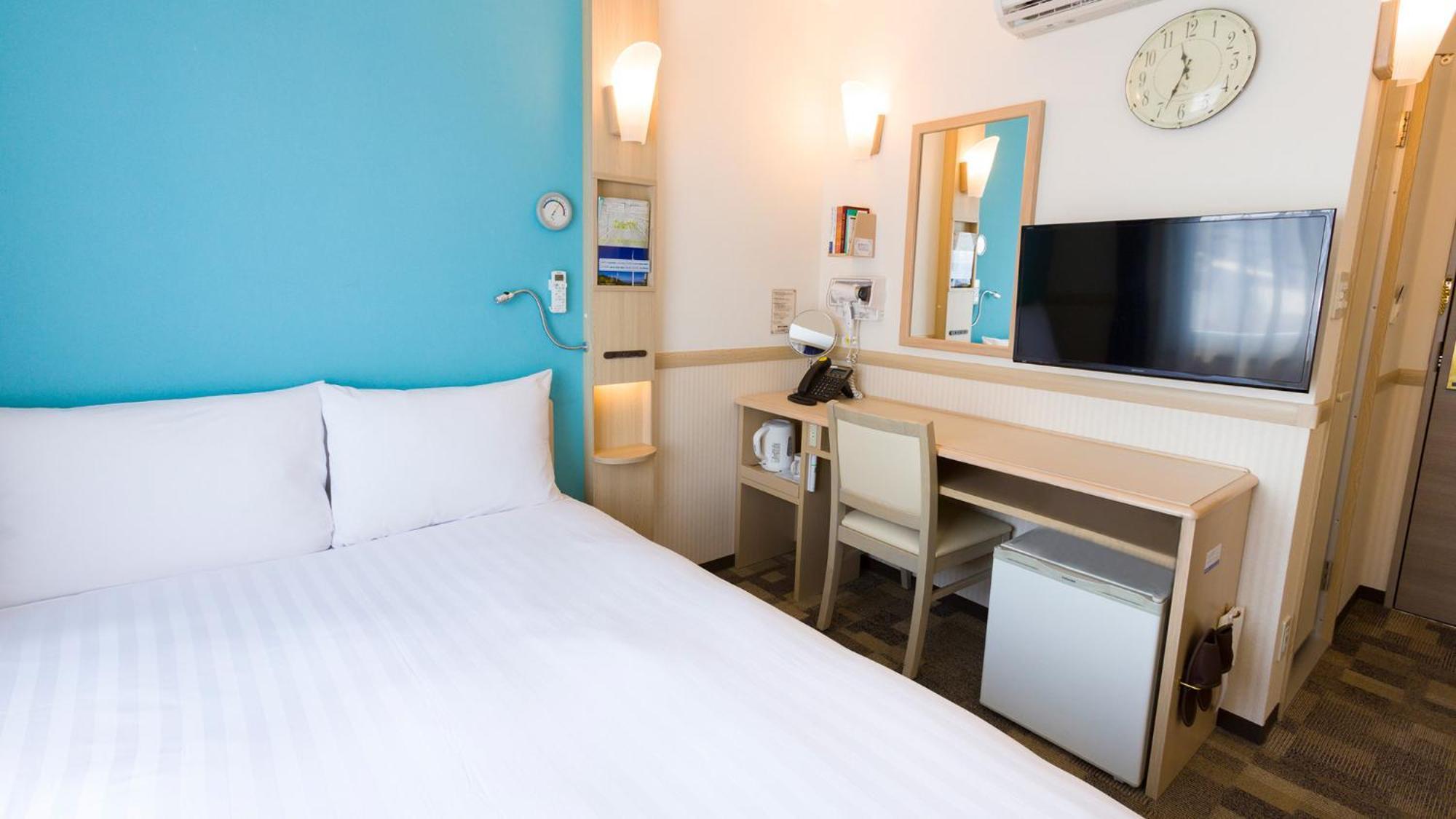 Toyoko Inn Iwakuni Eki Nishi Guchi Стая снимка