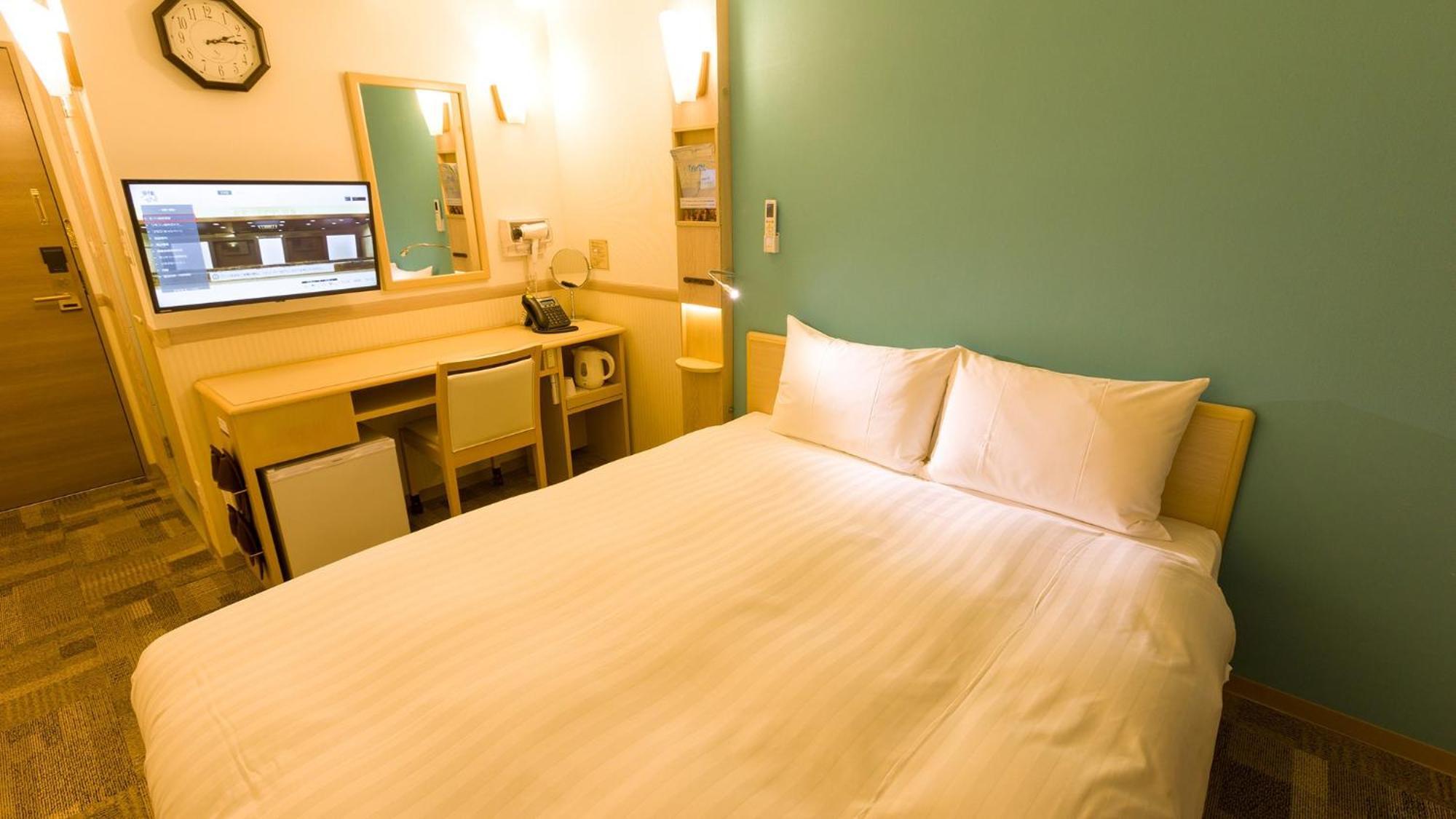 Toyoko Inn Iwakuni Eki Nishi Guchi Стая снимка